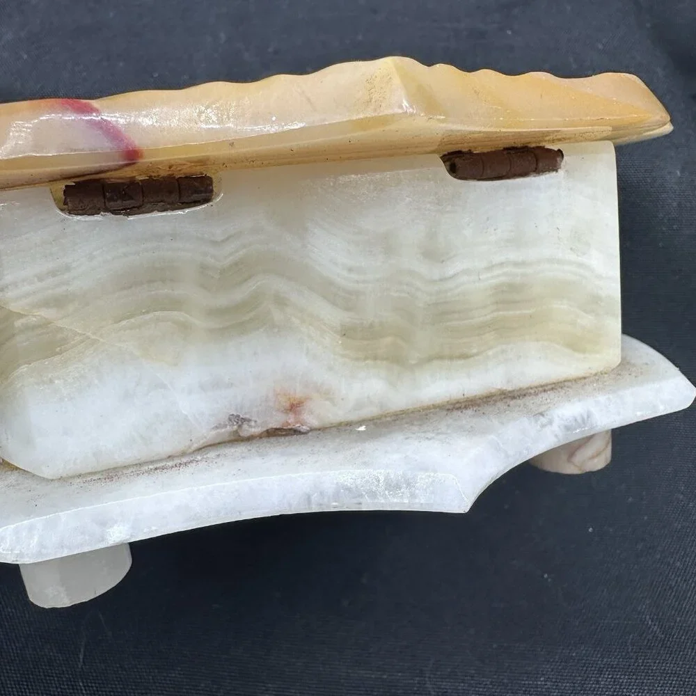 Vintage Onyx Stone Trinket Box Hand Carved Shell Lid Natural Stone Decor